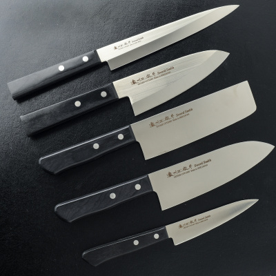 801-812 Нож кухонный Сантоку 17см SATAKE Япония, серия Black Pakka Wood 